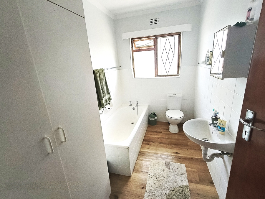 To Let 3 Bedroom Property for Rent in Strandvale Western Cape